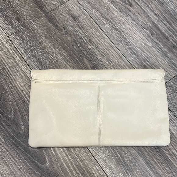 Vanilla clutch bag (no brand) - Picture 3 of 6
